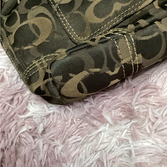 Coach Chelsea Hobo Bag - Picture 4 of 16